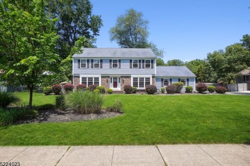 129 Grannis Ave, Greystone Park, NJ 07950-1823