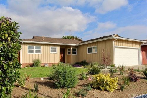 3313 Carson St, Torrance, CA 90503-5904