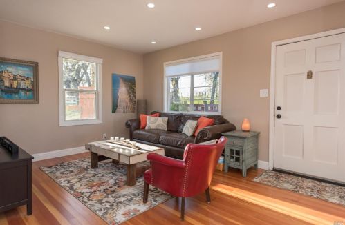 1983 Olivet Rd, Santa Rosa CA  95401-3810 exterior