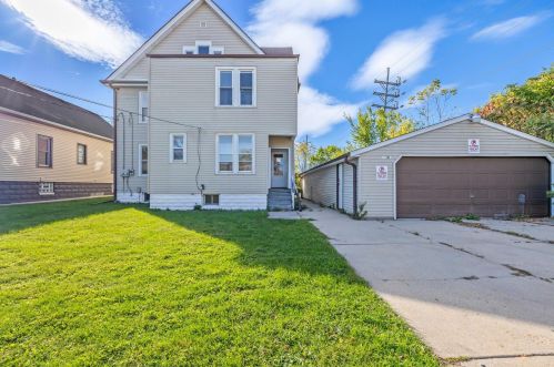2804 15th Pl, Milwaukee WI  53215-3717 exterior