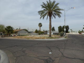 3644 56th Dr, Phoenix, AZ 85031-2520