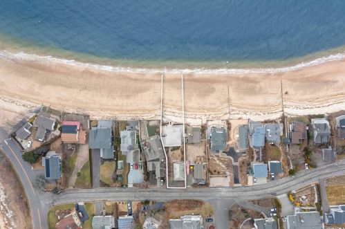 11 Argyle Dr, Northport NY  11768-1002 exterior