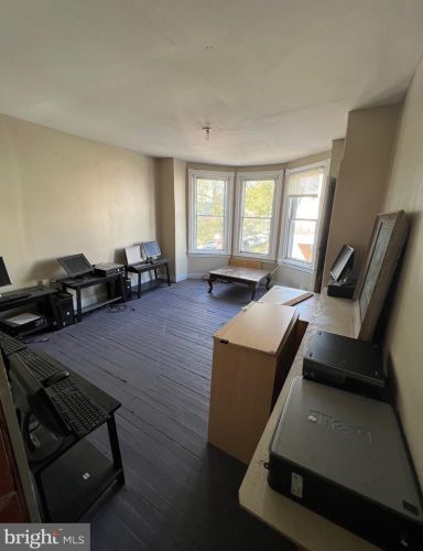 5935 Arch St, Philadelphia PA  19139-2320 exterior