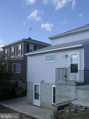 806 Lafayette Blvd, Fredericksburg VA  22401-5615 exterior