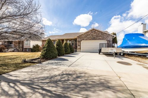 5239 3100, Roy, UT 84067-9409