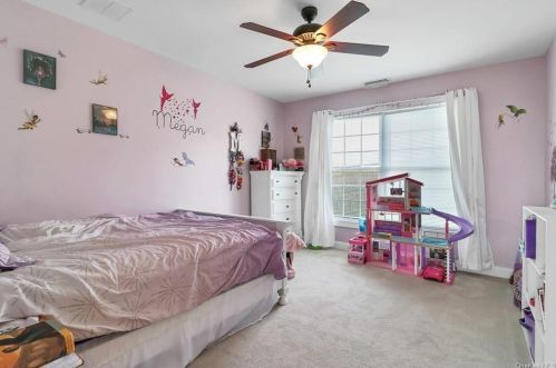 6 Austin Way, Marlborough NY  12542-5539 exterior