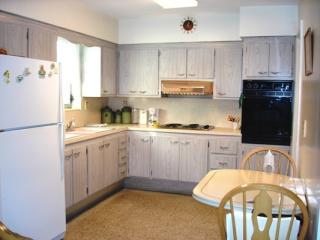 1414 Arthur St, Hollywood, FL 33020-3743