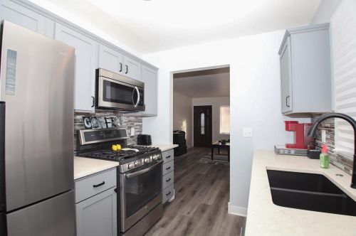 708 Dodge St, Watertown WI  53094-4749 exterior