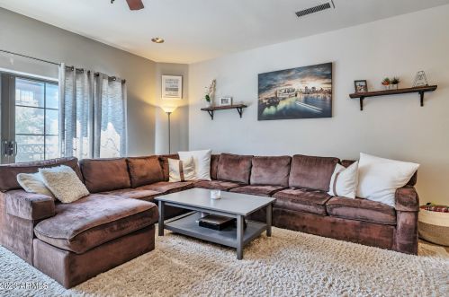 3434 Avalon Dr, Phoenix AZ  85018-6981 exterior