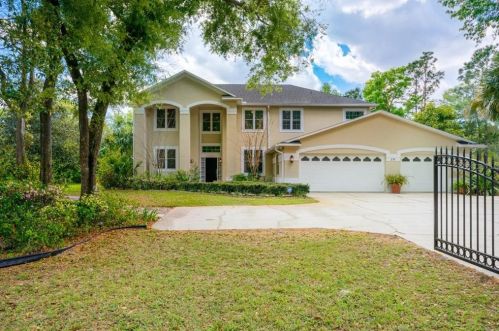 233 Panama Rd, Casselberry, FL 32708-3515