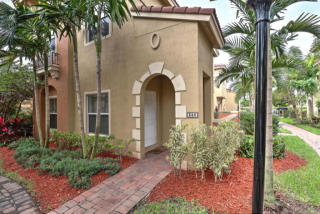 350 Lake Monterey Cir, Boynton Beach FL  33426-8444 exterior