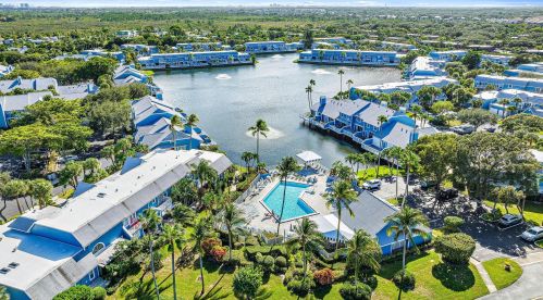 622 Ocean Dunes Cir, Jupiter FL  33477-9116 exterior