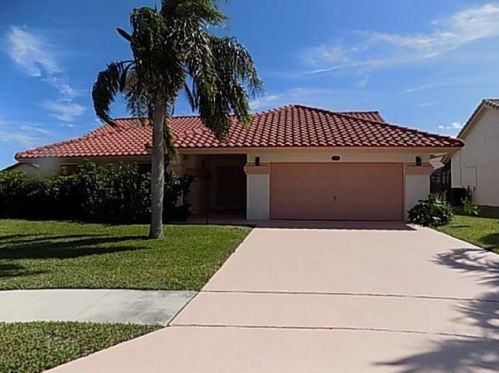 5780 Laurel Green Cir, Boynton Beach, FL 33437-3356