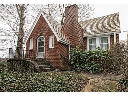 1322 Grandview Ave, Glenshaw, PA 15116-2459