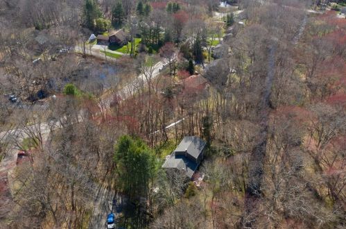 96 Daniel Dr, North Kingstown RI  02852-6702 exterior