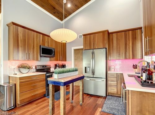 720 Matanzas Ct, Fort Myers Beach FL  33931-2120 exterior