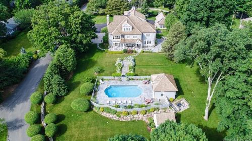 17 Wardwell Dr, New Canaan, CT 06840-3821