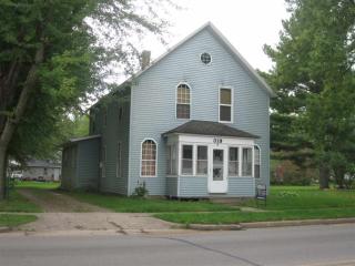 319 3rd St, Atwood, WI 54460-9747