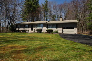 1515 Mohawk Ave, Effort, PA 18330-9728