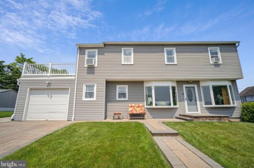 2445 Hamilton Ave, Willow Grove, PA 19090-4535