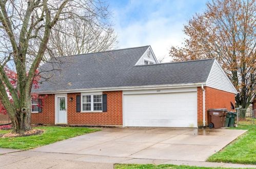 2251 Virginia Dr, Xenia, OH 45385-4654
