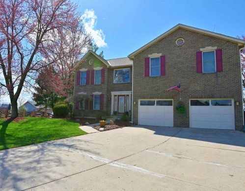 25 Fescue Ct, Florence, KY 41042-8916