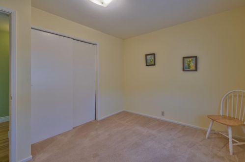 1237 Flores St, Seaside CA  93955-5516 exterior