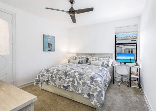 350 Gumbo Limbo Ln, Marco Island FL  34145-1865 exterior