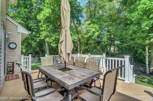 305 Bartley Rd, Jackson Twp NJ  08527-1166 exterior