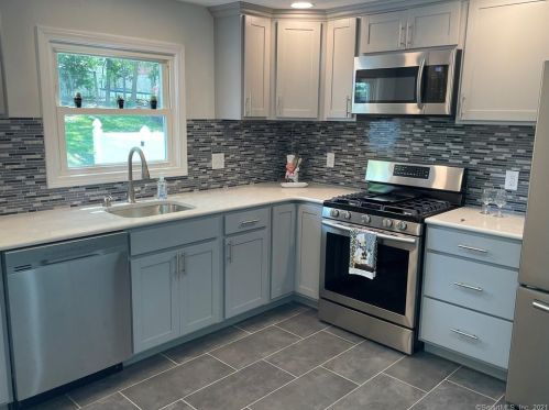 340 Clinton St, New Britain CT  06053-3518 exterior