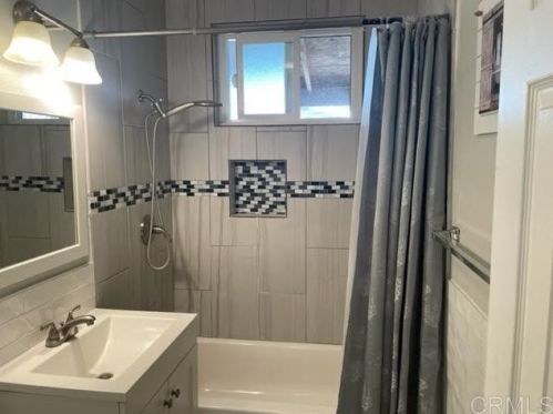 353 34th St, San Diego CA  92102-4211 exterior