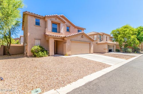 17040 Central St, Sun City, AZ 85388-1301
