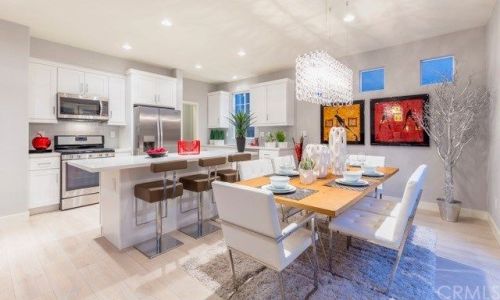17536 Nutwood Dr, Long Beach, CA 90746-7474