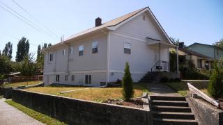 3829 Orcas St, Seattle, WA 98118-2263