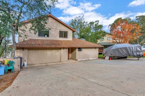 2517 Shoreline Rd, Lake Nacimiento, CA 93426-9646
