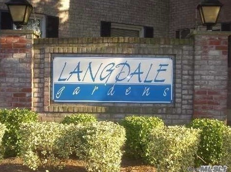 268-17 82nd Ave, New Hyde Park NY  11040-1815 exterior