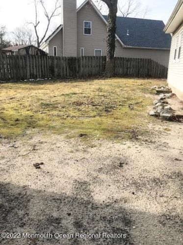 623 Oakwood Dr, Lacey NJ  08731-4909 exterior