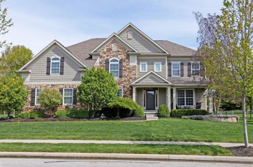 7308 Pinecrest Dr, Blacklick, OH 43004-8366