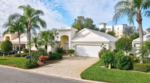 1371 Old Oak Ln, Naples, FL 34110-4125