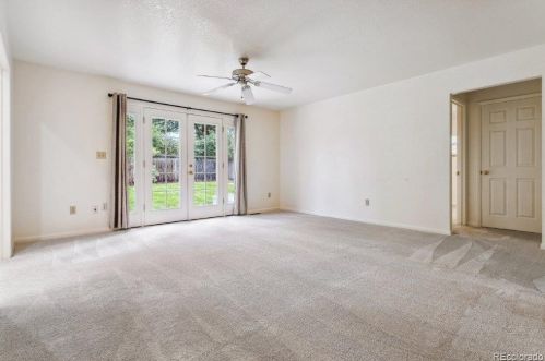 2824 Jackson St, Denver CO 80210-5639 exterior