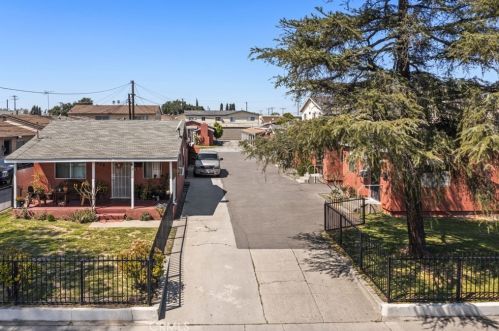 6923 Sherman Way, Bell, CA 90201-3806