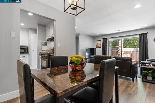 57 Meadowbrook Ave, West Pittsburg CA  94565-5550 exterior