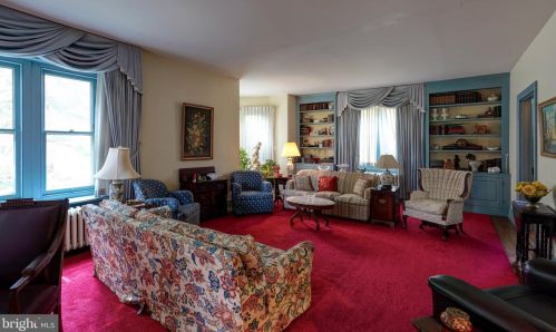 233 Union St, Kennett Sq PA  19348-3330 exterior