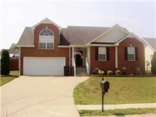 2812 Sharpie Dr, Clarksville, TN 37040-9508