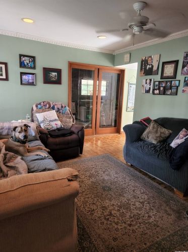 1662 Temple Dr, North Wantagh, NY 11793-3136