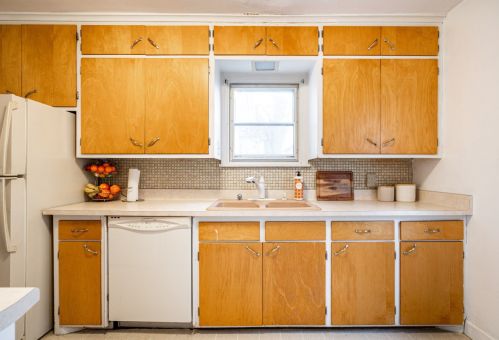 2926 77 St, Milwaukee WI 53222-5015 exterior