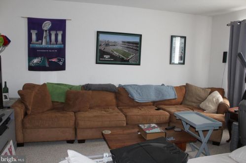 131 Norlawn Cir, Lancaster PA 17601-2669 exterior