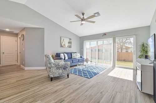 1916 15th Ter, Cape Coral, FL 33909-1649