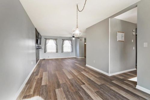 5 Fort Lee Ct, Easton PA  18040-1042 exterior