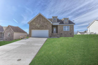 300 Smotherman Ln, Shelbyville, TN